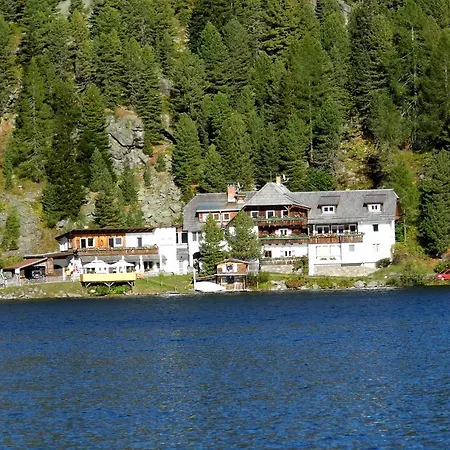 Ferienwohnung Bauernstubn * Bad Kleinkirchheim